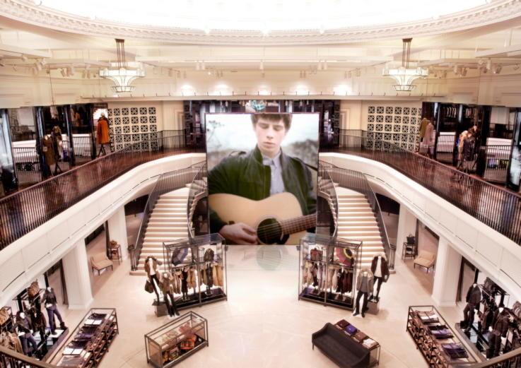 flagship-stores-london-fashion-burberry