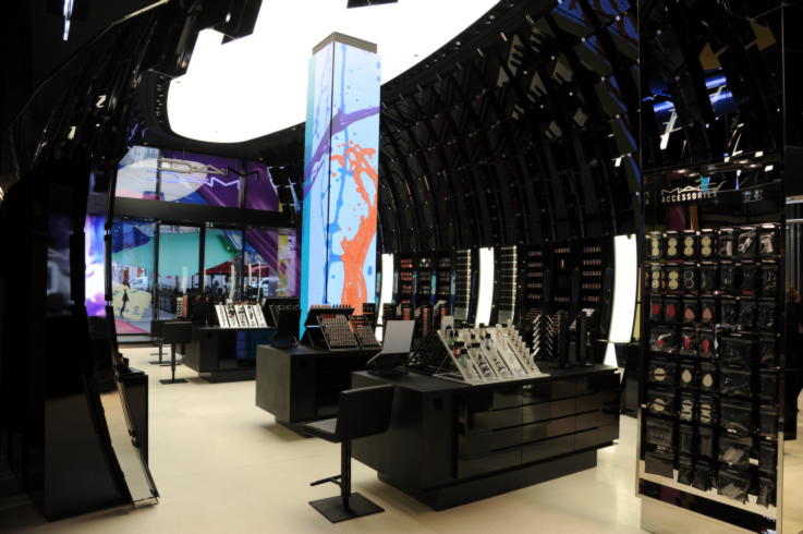 flagship-stores-paris-beauty-mac