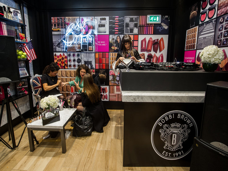 Bobbi Brown Studio expert retail