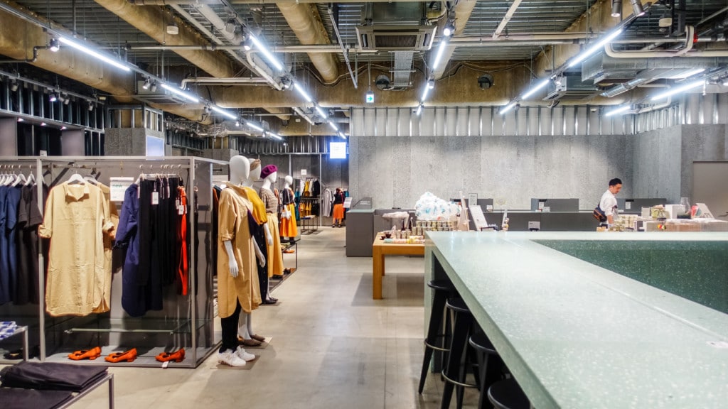 retail experience hotel Insider Trends