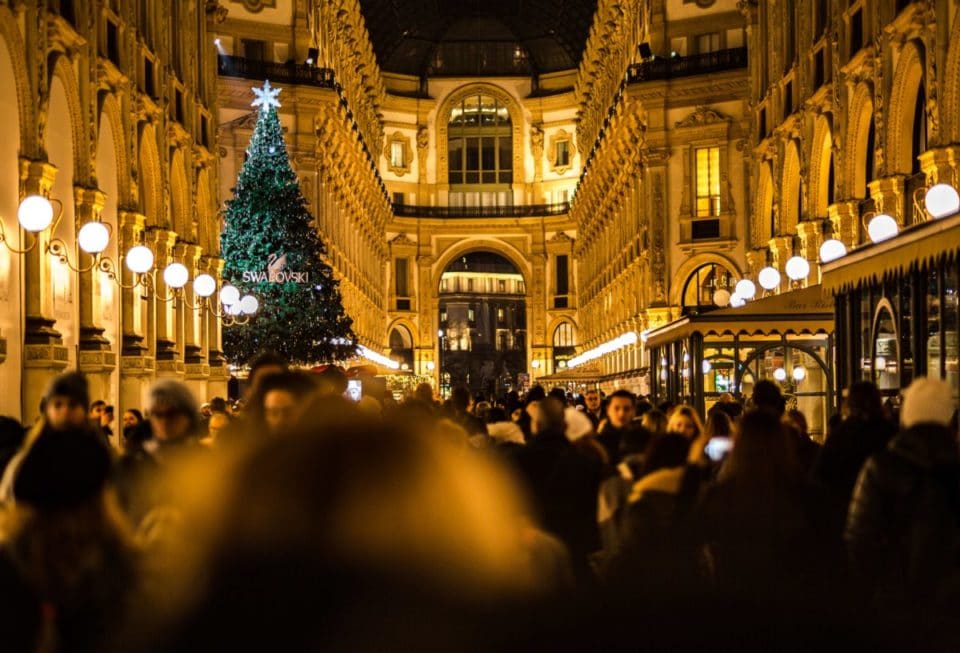 retail strategy holiday shopping - Insider Trends | Retail Consultancy