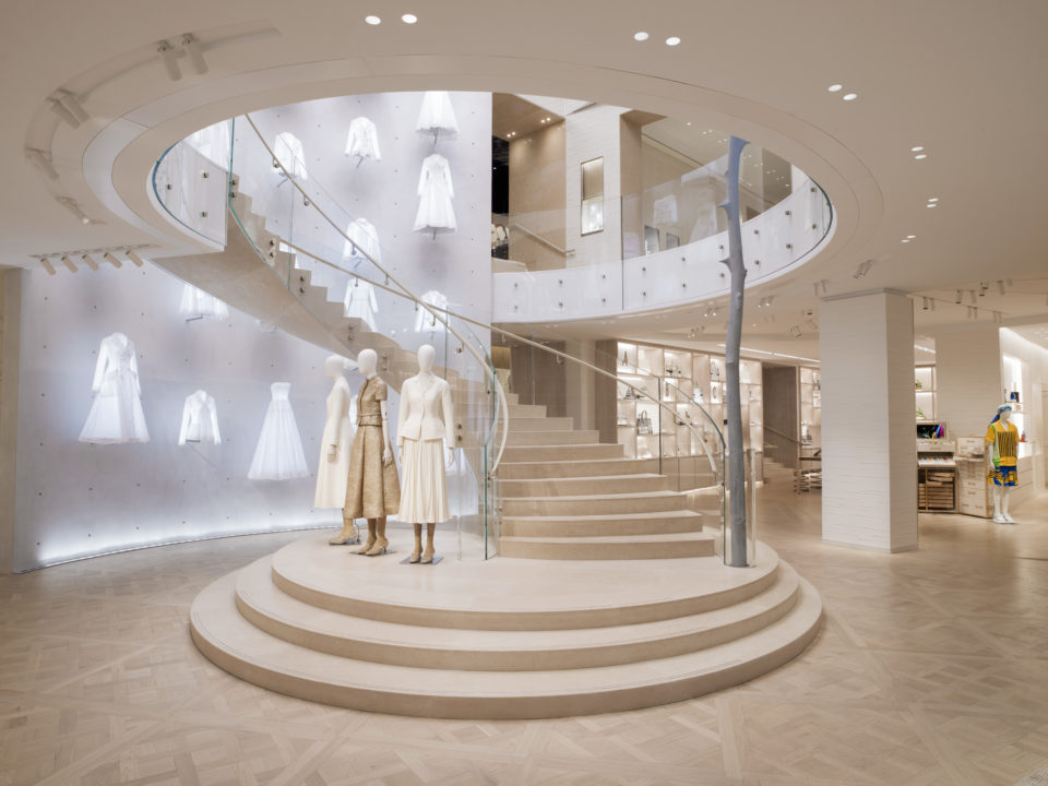 From Louis Vuitton's futuristic Tokyo store to Dolce and Gabbana's classy  Rome flagship - These are the 9 most stunning luxury stores in the world -  Luxurylaunches